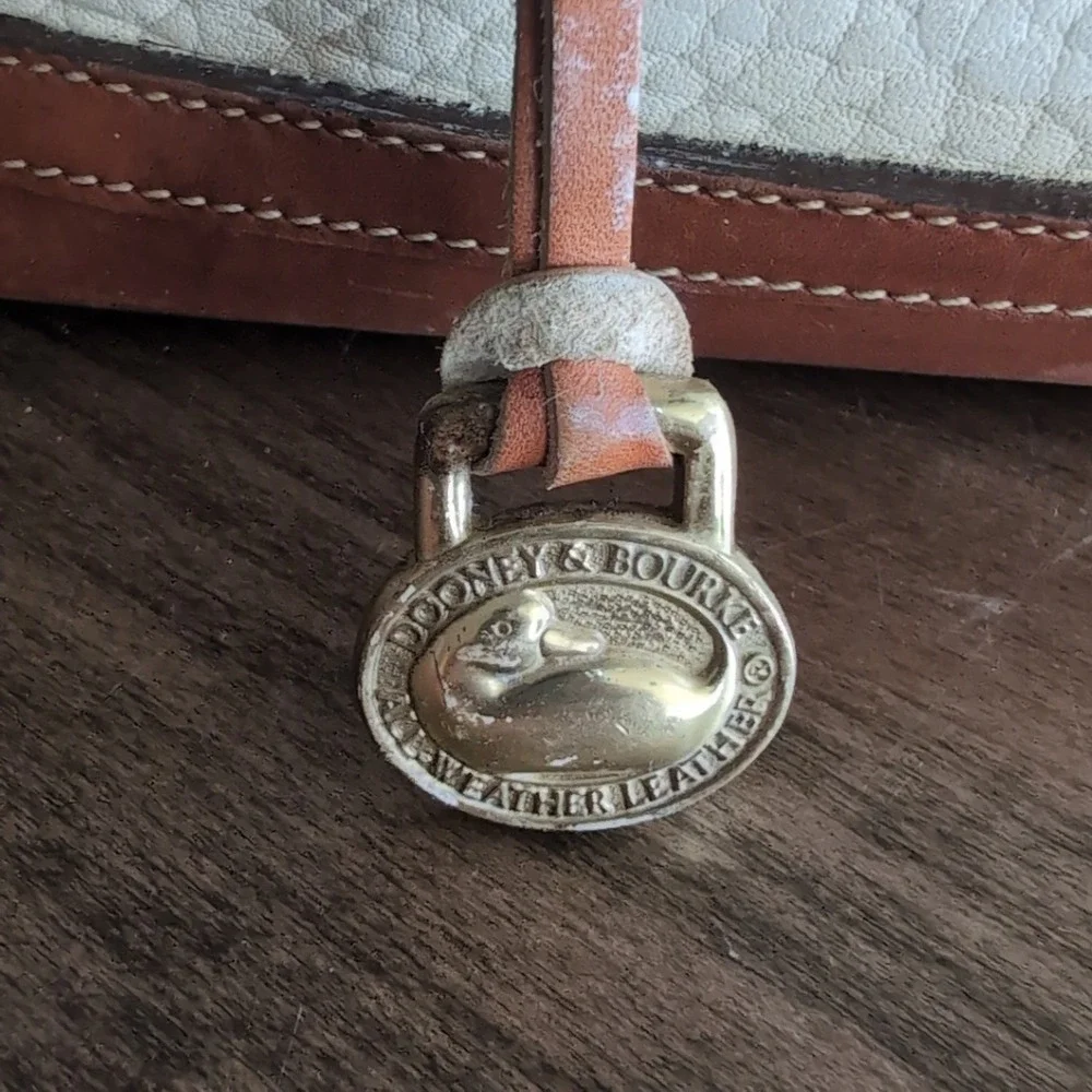 Dooney & Bourke Doctor Bag Purse Bone Cream All Weather Leather Satchel Vintage